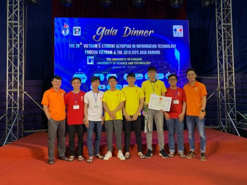 Đội tuyển HUFLIT tham dự lễ tổng kết và trao giải OLP’2019 tại ĐH Bách Khoa – ĐH Đà Nẵng